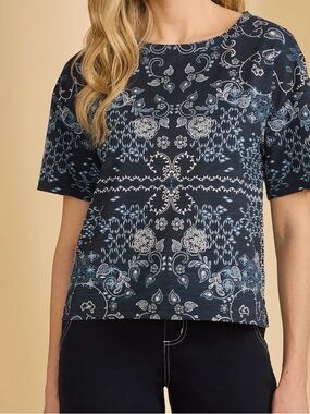 Navy Blue Short Sleeve Printed Tee - Women's Relaxed Crew